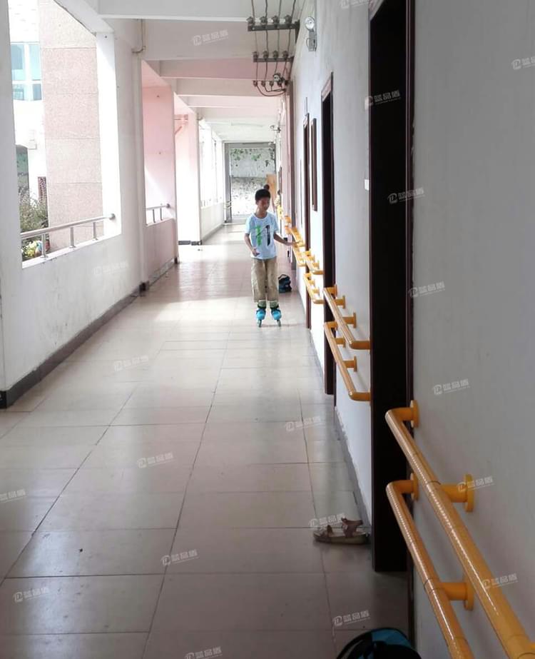 玉林特殊學(xué)?？繅Ψ鍪?.jpg
