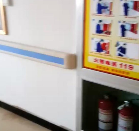 【甘肅】酒泉市人民醫(yī)院走廊扶手，理應選擇性價比高的好產品