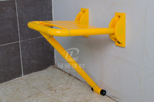 在湖北，網(wǎng)上選購的上翻浴椅更方便更低價(jià)